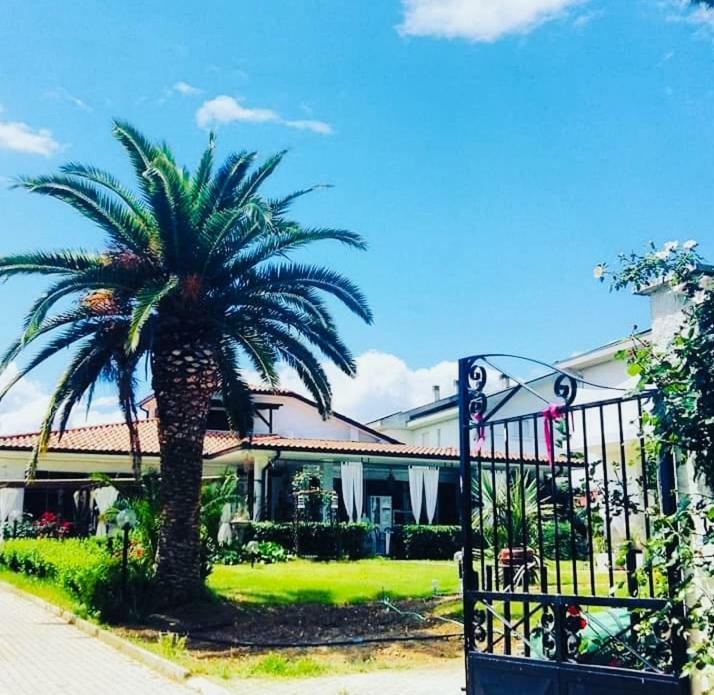 Villa Tropical Francavilla Al Mare Exterior foto
